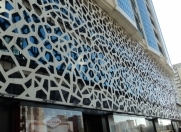 İcarəyə verilir 4 otaqlı 210 m2 yeni tikili Şah İsmayıl Xətai m.