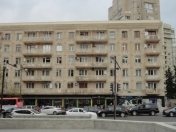 Satılır 4 otaqlı 252 m2 obyekt Hyatt Regency