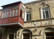 Satılır 2 otaqlı 60 m2 köhnə tikili İçəri Şəhər m.