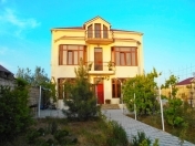 İcarəyə verilir 4 otaqlı 200 m2 bağ evi Koroğlu m.