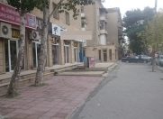 Satılır 1 otaqlı 127 m2 obyekt Nəriman Nərimanov m.