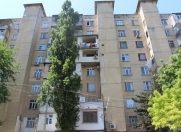 Satılır 4 otaqlı 100 m2 köhnə tikili Neftçilər m.