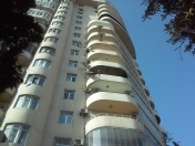 Satılır 4 otaqlı 180 m2 yeni tikili 8 mkr