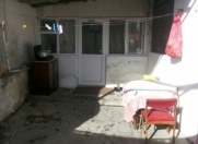 Satılır 3 otaqlı 70 m2 həyət evi Əmircan