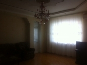 İcarəyə verilir 2 otaqlı 65 m2 köhnə tikili Nəriman Nərimanov m.