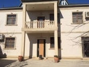 Satılır 6 otaqlı 310 m2 həyət evi Qaraçuxur
