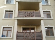 Satılır 3 otaqlı 62 m2 köhnə tikili Buzovna