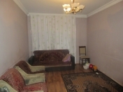 İcarəyə verilir 2 otaqlı 60 m2 köhnə tikili Yasamal r.