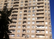 Satılır 3 otaqlı 130 m2 yeni tikili 28 May m.