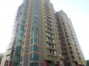 İcarəyə verilir 5 otaqlı 206 m2 yeni tikili 28 May m.