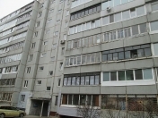 Satılır 5 otaqlı 105 m2 köhnə tikili Ukrayna dairəsi