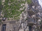 İcarəyə verilir 1 otaqlı 40 m2 köhnə tikili Şah İsmayıl Xətai m.