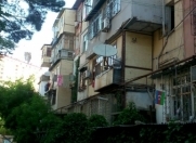 İcarəyə verilir 2 otaqlı 50 m2 köhnə tikili 4 mkr