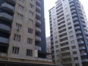 Satılır 3 otaqlı 120 m2 yeni tikili Nizami m.
