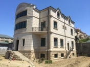 Satılır 8 otaqlı 700 m2 həyət evi 6 mkr