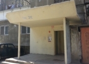 Satılır 1 otaqlı 45 m2 köhnə tikili Ayna Sultanova heykəli