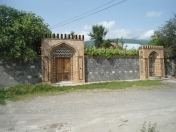 Satılır 10 otaqlı 900 m2 həyət evi Şəki