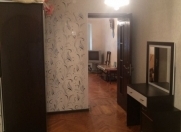 İcarəyə verilir 2 otaqlı 60 m2 köhnə tikili Yasamal parkı