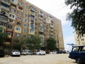 Satılır 4 otaqlı 100 m2 köhnə tikili İnşaatçılar m.