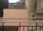 Satılır 1 otaqlı 45 m2 köhnə tikili 9 mkr