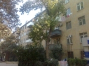 Satılır 2 otaqlı 50 m2 köhnə tikili 8 km