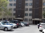 Satılır 4 otaqlı 102 m2 köhnə tikili 8 mkr