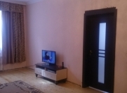 Satılır 4 otaqlı 2 m2 həyət evi Ramana