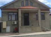 Satılır 4 otaqlı 130 m2 həyət evi Beşmərtəbə