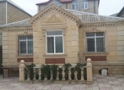 Satılır 3 otaqlı 100 m2 həyət evi Bakıxanov