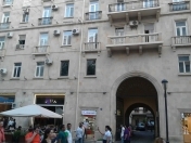 İcarəyə verilir 3 otaqlı 100 m2 köhnə tikili Sahil m.