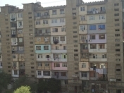 Satılır 4 otaqlı 85 m2 köhnə tikili İnşaatçılar m.