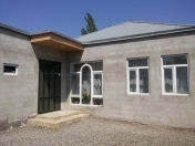 Satılır 4 otaqlı 140 m2 həyət evi Quba