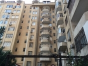 Satılır 4 otaqlı 185 m2 yeni tikili 2 mkr