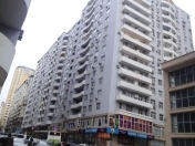 Satılır 3 otaqlı 135 m2 yeni tikili Nizami m.