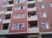 Satılır 3 otaqlı 130 m2 yeni tikili Memar Əcəmi m.