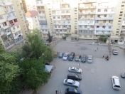 Satılır 3 otaqlı 75 m2 köhnə tikili Yasamal r.