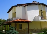 İcarəyə verilir 4 otaqlı 160 m2 həyət evi Türkiyə
