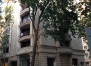 Satılır 4 otaqlı 150 m2 köhnə tikili Sahil m.