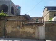 Satılır 3 otaqlı 2.8 m2 köhnə tikili Badamdar