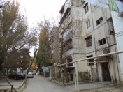 Satılır 2 otaqlı 42 m2 köhnə tikili 8 km