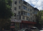 Satılır 2 otaqlı 45 m2 köhnə tikili 2 mkr