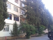 Satılır 4 otaqlı 95 m2 köhnə tikili 8 km