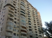 Satılır 2 otaqlı 70 m2 yeni tikili Neftçilər m.