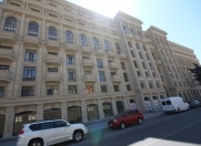 Satılır 2 otaqlı 226 m2 obyekt Nəriman Nərimanov m.