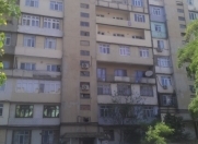 Satılır 5 otaqlı 115 m2 köhnə tikili Neapol dairəsi