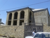 Satılır 9 otaqlı 460 m2 həyət evi Saray