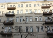 İcarəyə verilir 2 otaqlı 70 m2 köhnə tikili Bakı Dövlət Universiteti