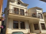 Satılır 7 otaqlı 672 m2 həyət evi Bakıxanov