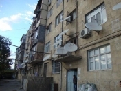 Satılır 4 otaqlı 101.5 m2 köhnə tikili Xırdalan