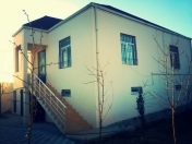 Satılır 3 otaqlı 300 m2 həyət evi Novxanı